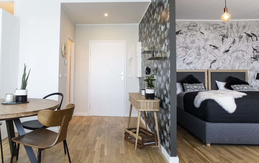 Design Apartment, 2 Twin Beds, Non Smoking, City View photo 2