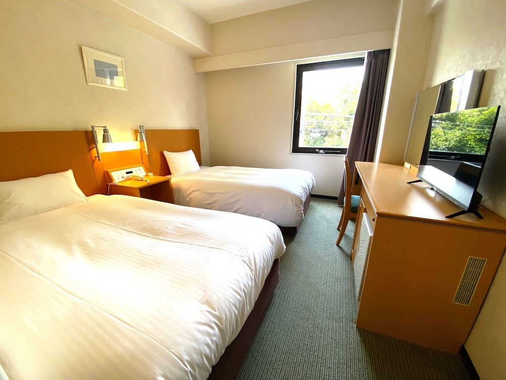 Standard Twin Room, Smoking photo 1