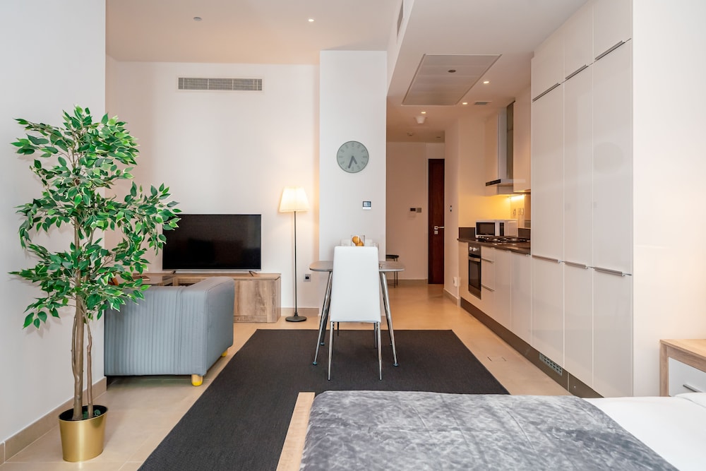 Comfort Apartment photo 2