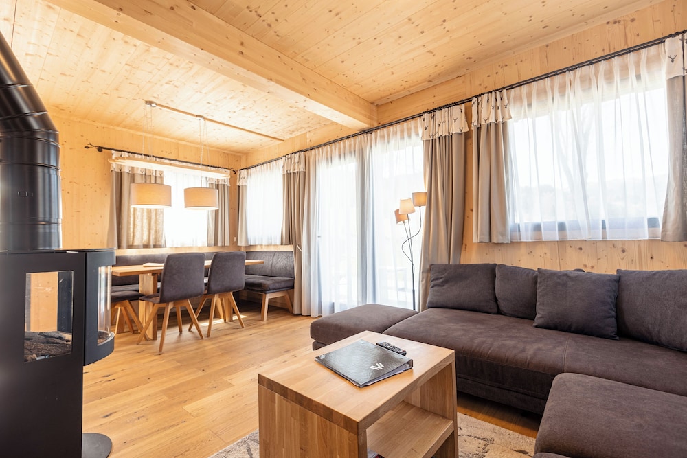 Chalet # 55  mit 2 Schlafzimmern, Sauna & Whirlpool