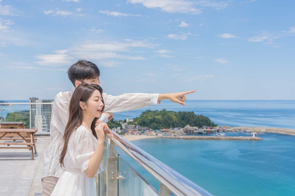 Sunrise Ocean View B