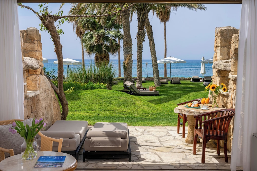 Executive Beach Suite - Photo 4
