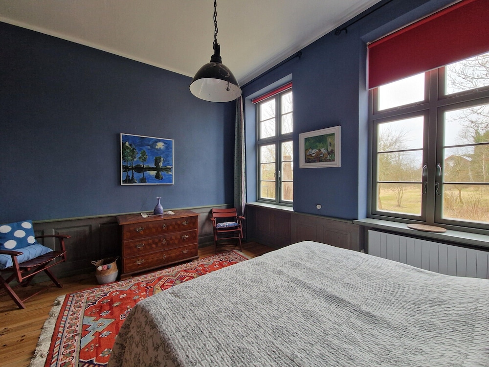 Apartment photo 2