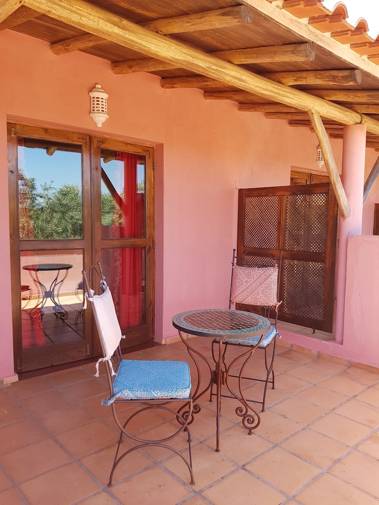 Classic Double or Twin Room, Refrigerator, Garden View - Photo 4