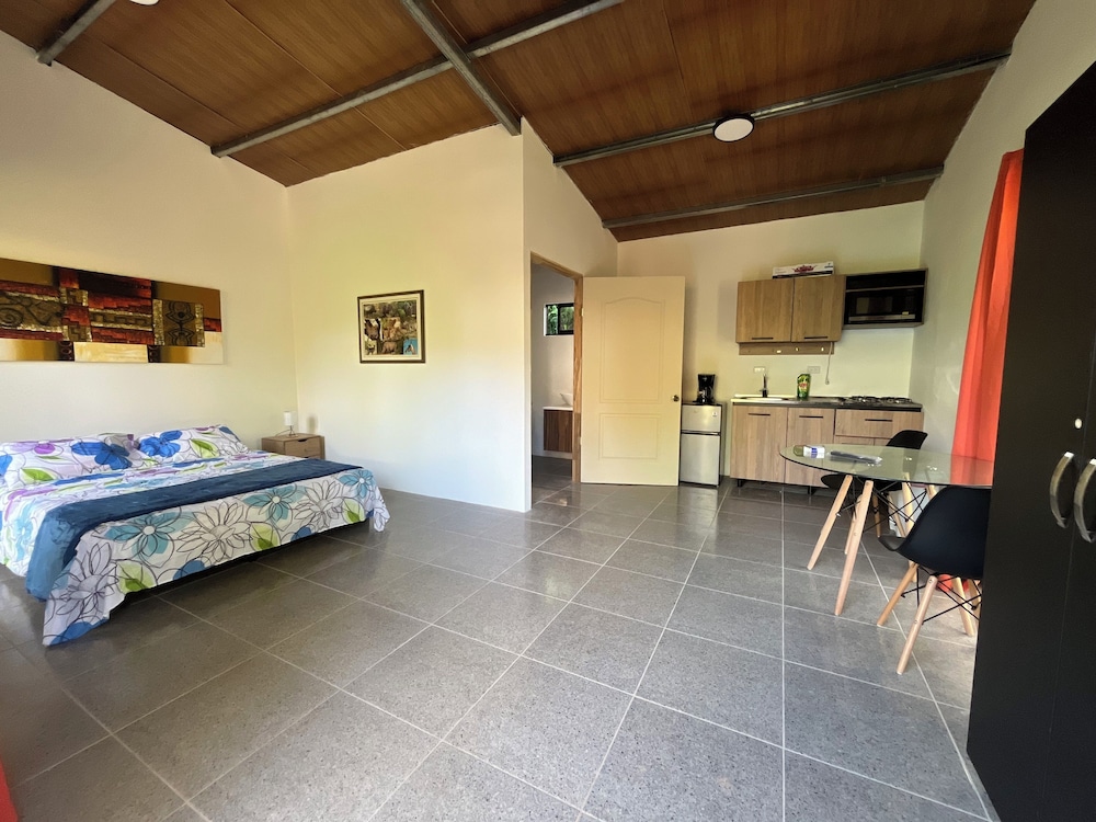 Deluxe Bungalow, 1 Bedroom, Garden View, Garden Area