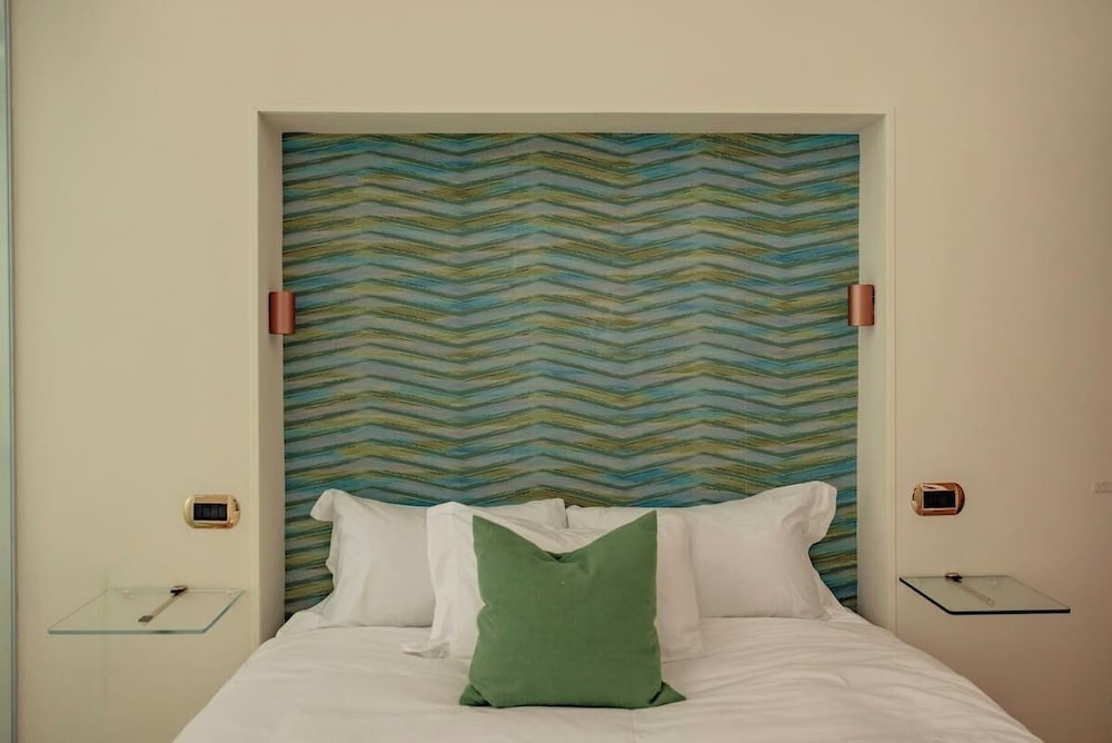 Deluxe Double Room, Private Bathroom