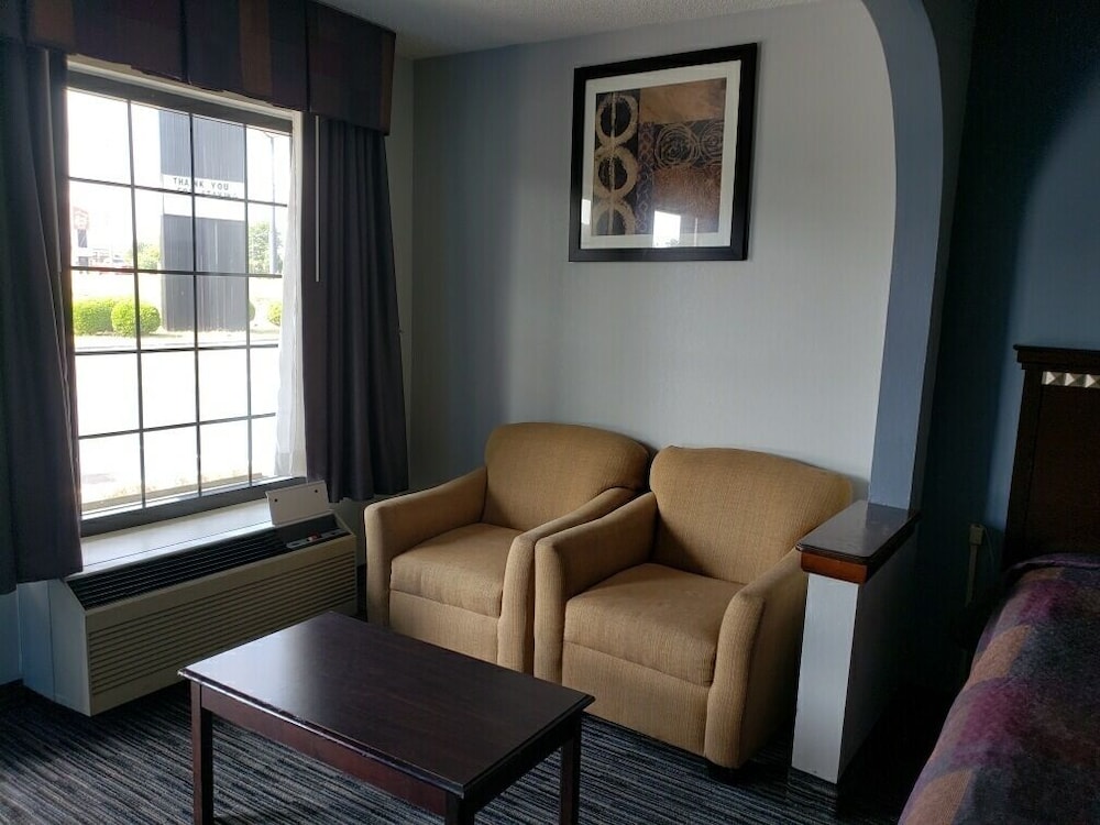 Single Room, 2 Queen Beds, Smoking