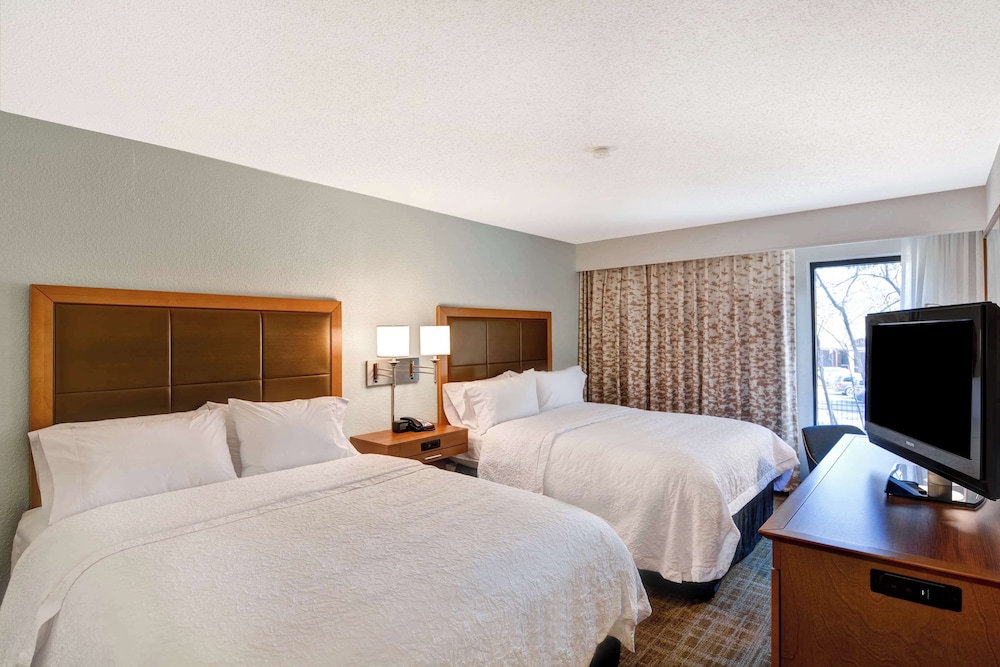 Room, 2 Queen Beds, Non Smoking photo 1