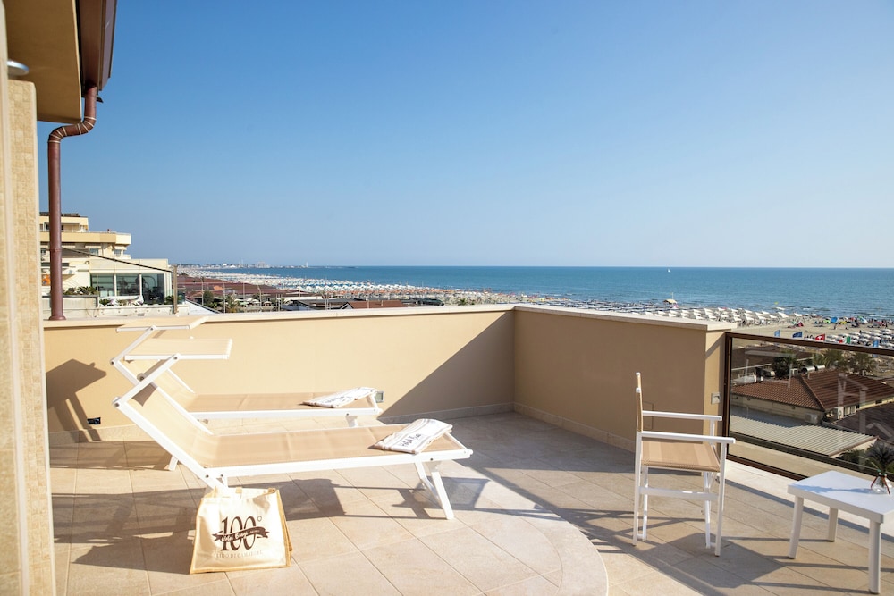 Superior Double Room, 1 Bedroom, Sea View
