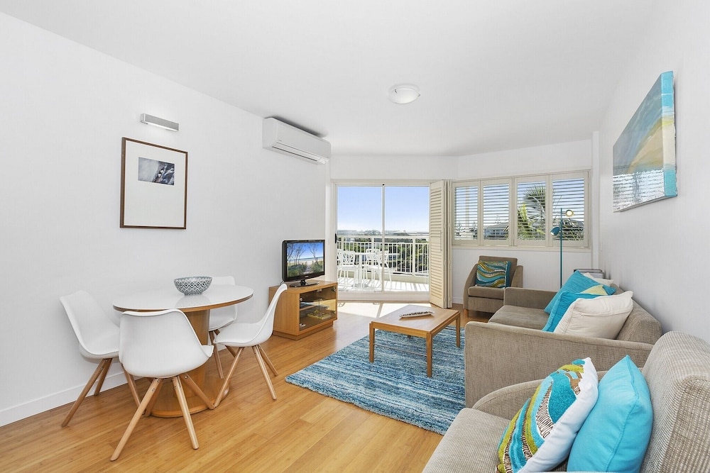 Apartment, 2 Bedrooms, Garden View photo 1
