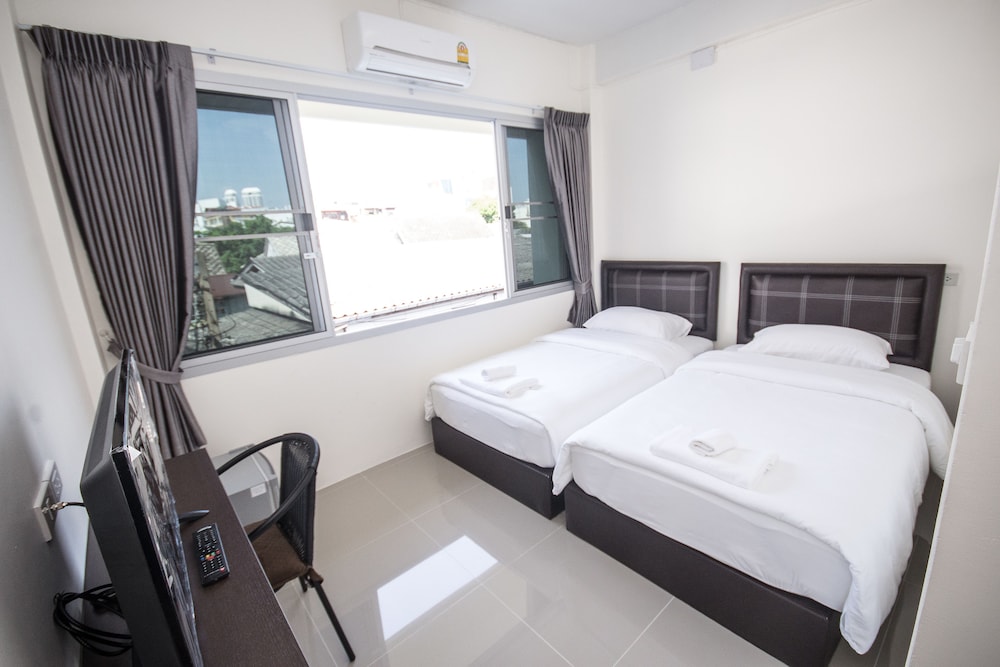 Standard Twin Room photo 1