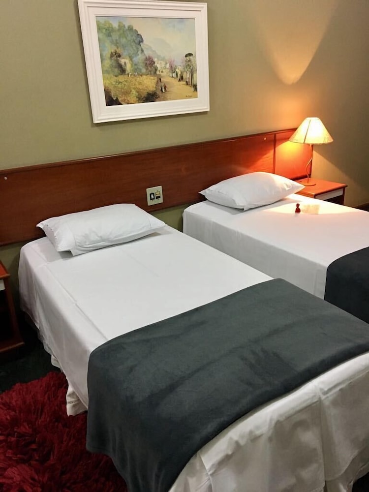 Basic Triple Room photo 3