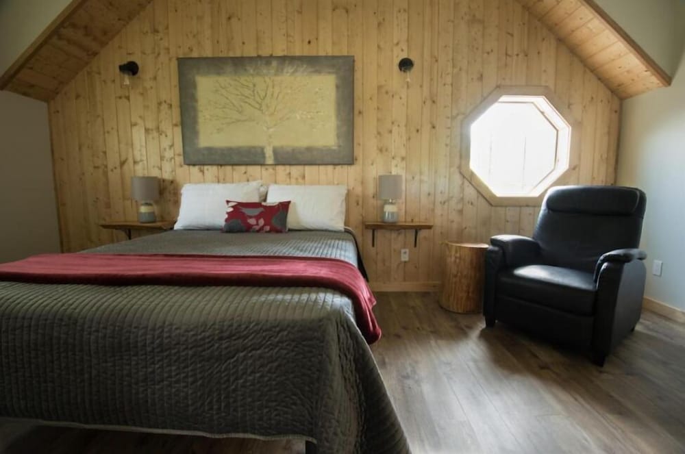 Premier Cabin photo 3