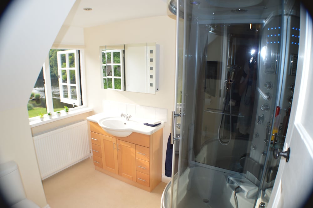 Executive Double or Twin Room, Ensuite, River View photo 2