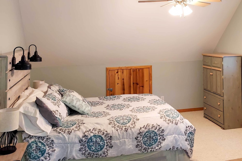 House (4 Bedrooms) photo 2