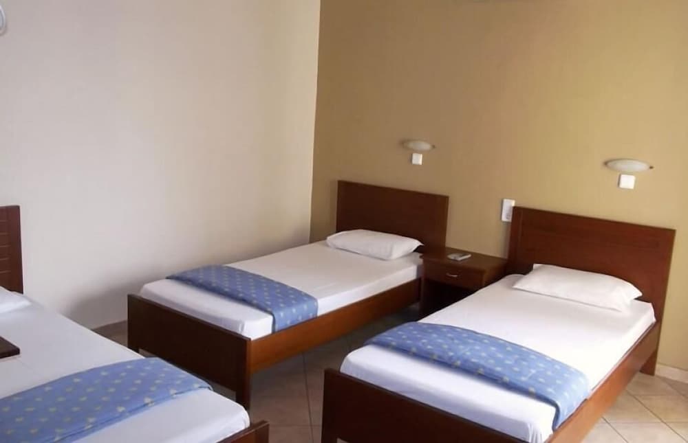 Standard Triple Room photo 1