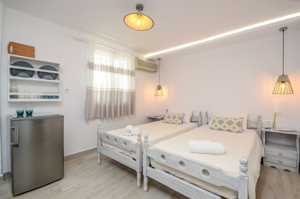 Economy Room photo 3