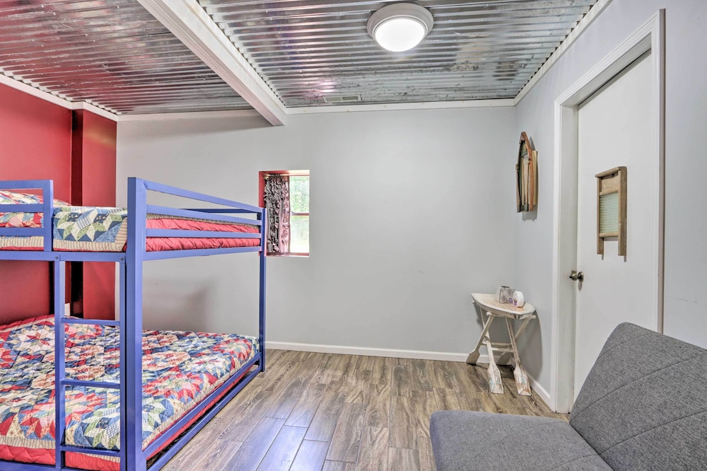House (2 Bedrooms) photo 1