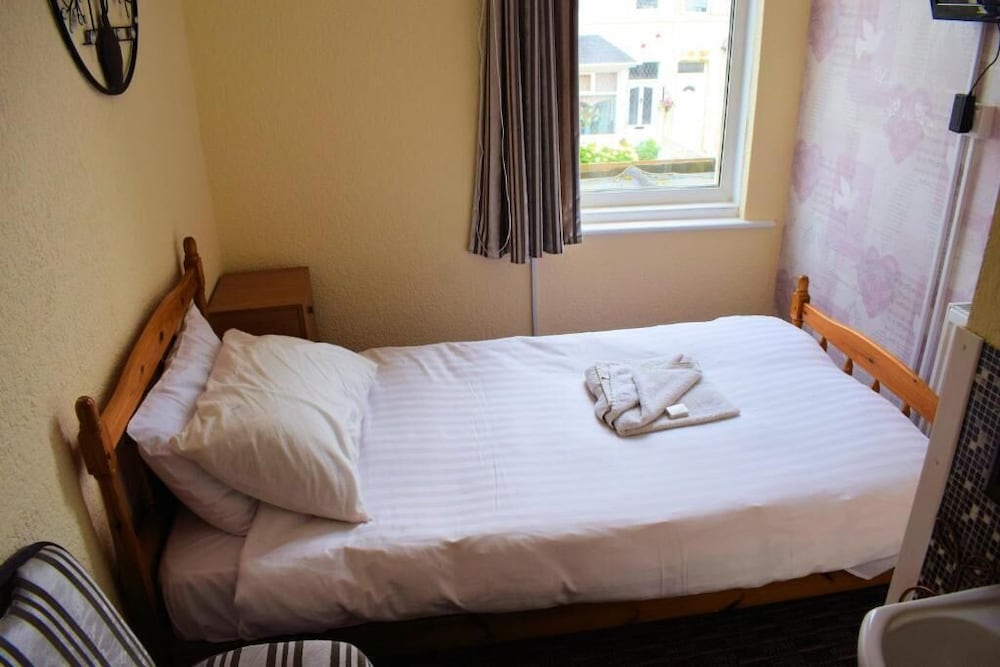 Standard Single Room 203