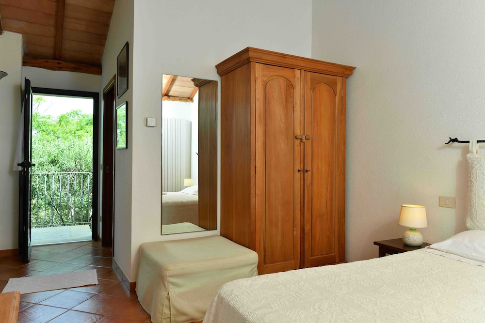 Room photo 3