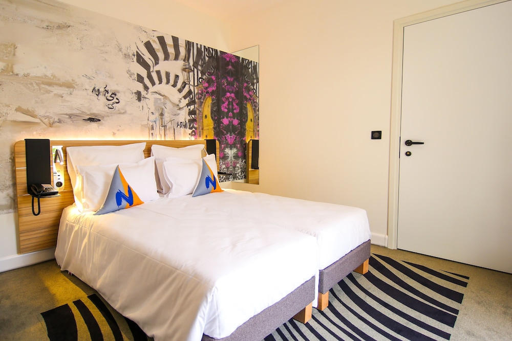 Classic Room, 2 Twin Beds - Photo 11