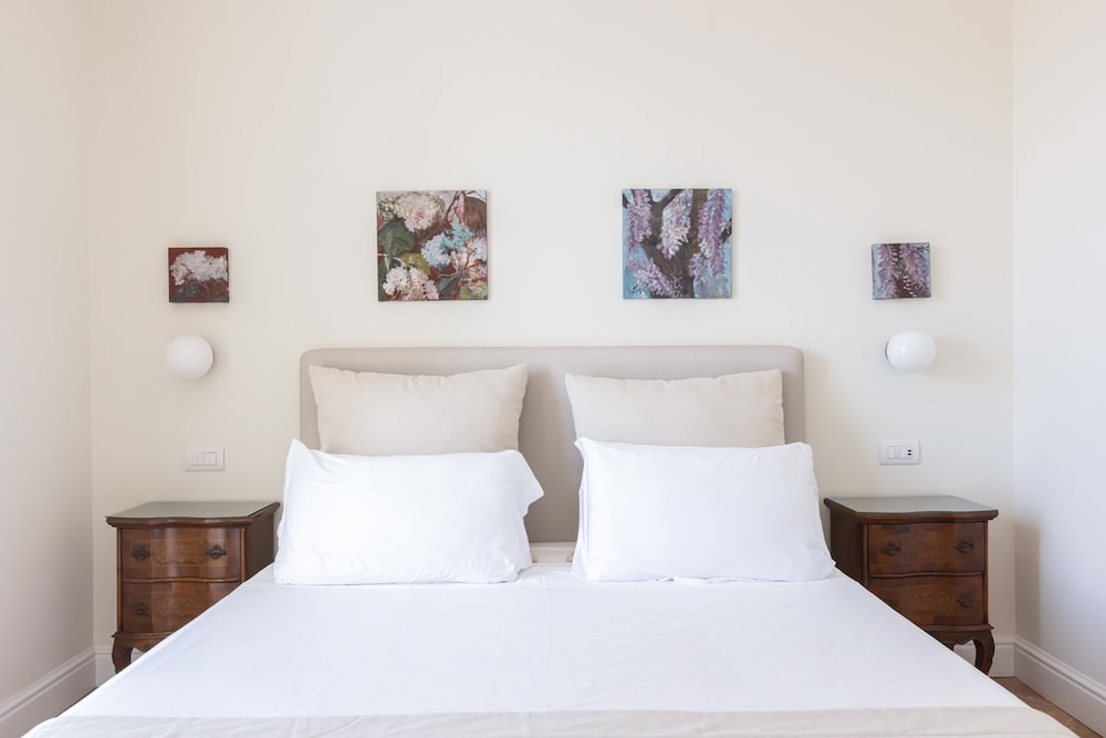 Luxury Apartment photo 3