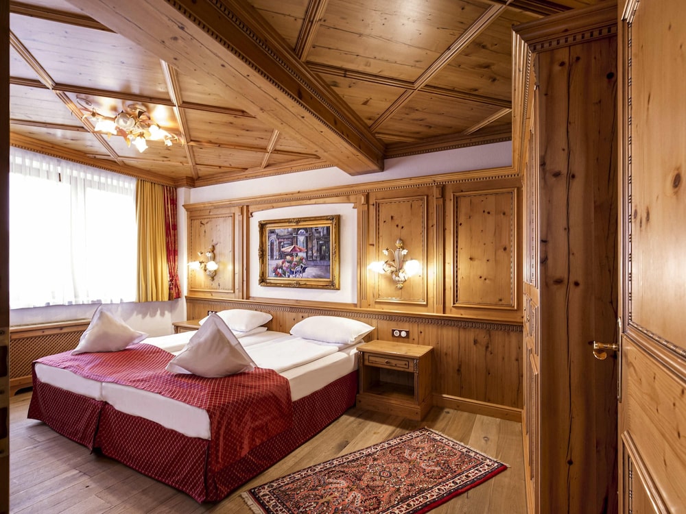 Presidential Suite, Multiple Beds photo 2
