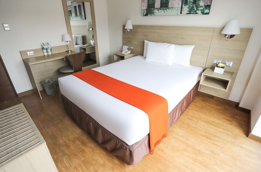 Superior Room, 1 Queen Bed - Photo 3