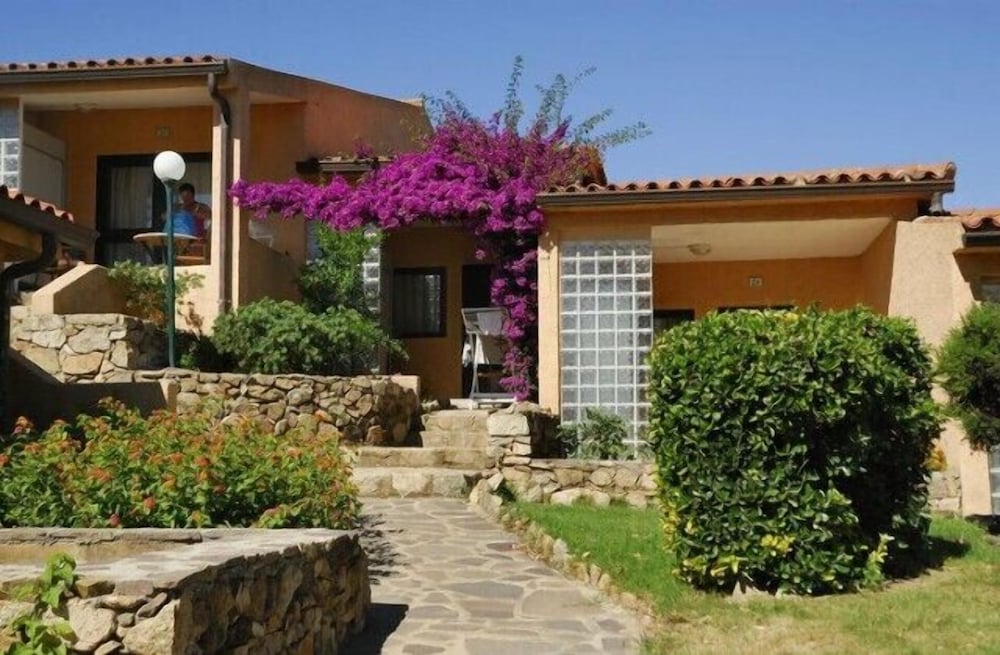 Bungalow photo 1