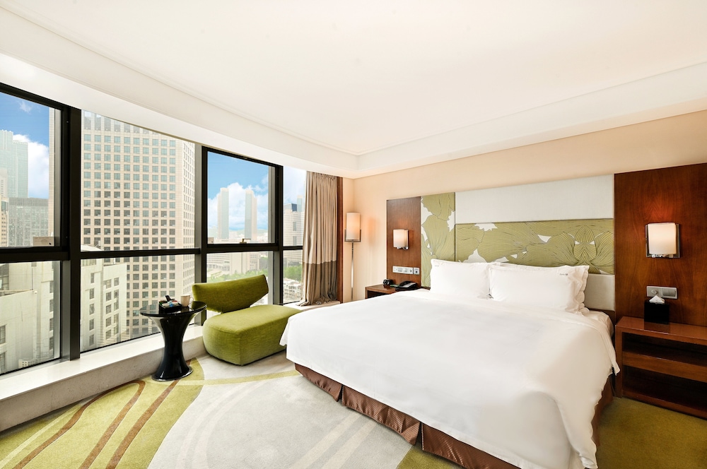 1 King Premium Corner Room - Photo 6