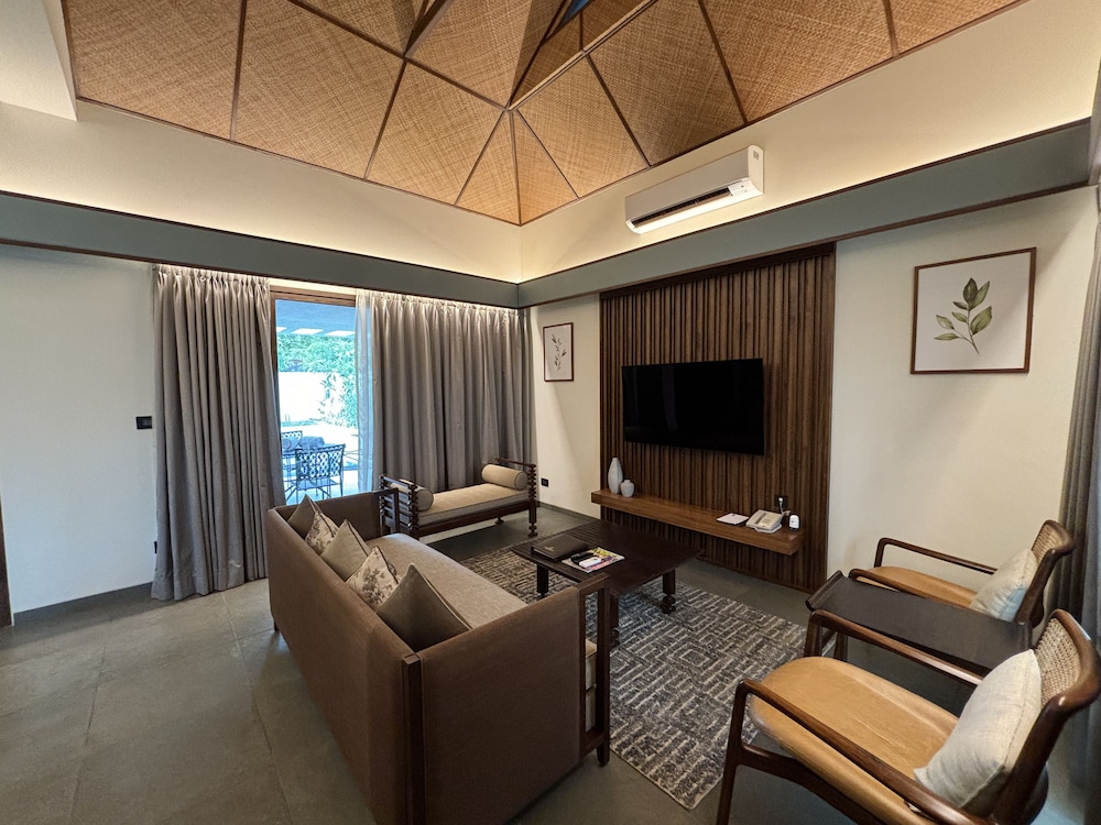 Club Villa photo 3