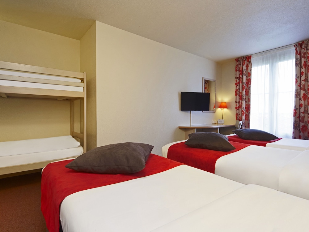 Standard Room, Multiple Beds photo 1