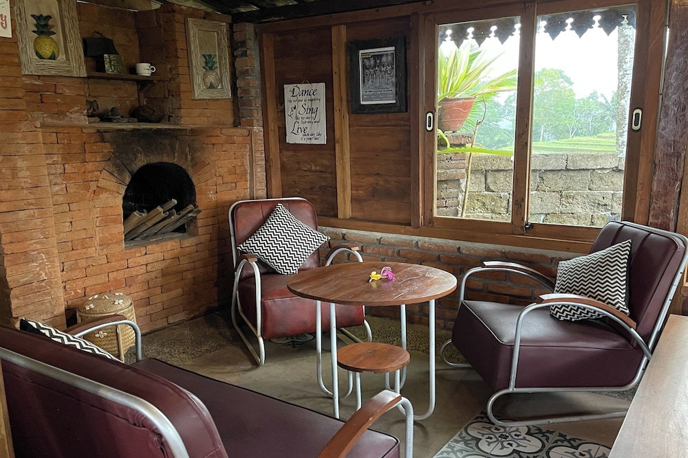 1 Bedroom Villa Glass Wooden House - Photo 6