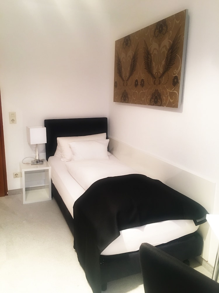 Single Room photo 1