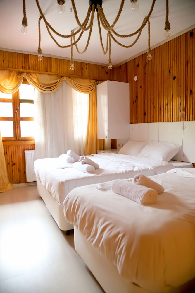 Economy Double Room, 1 Bedroom, Non Smoking, River View photo 1