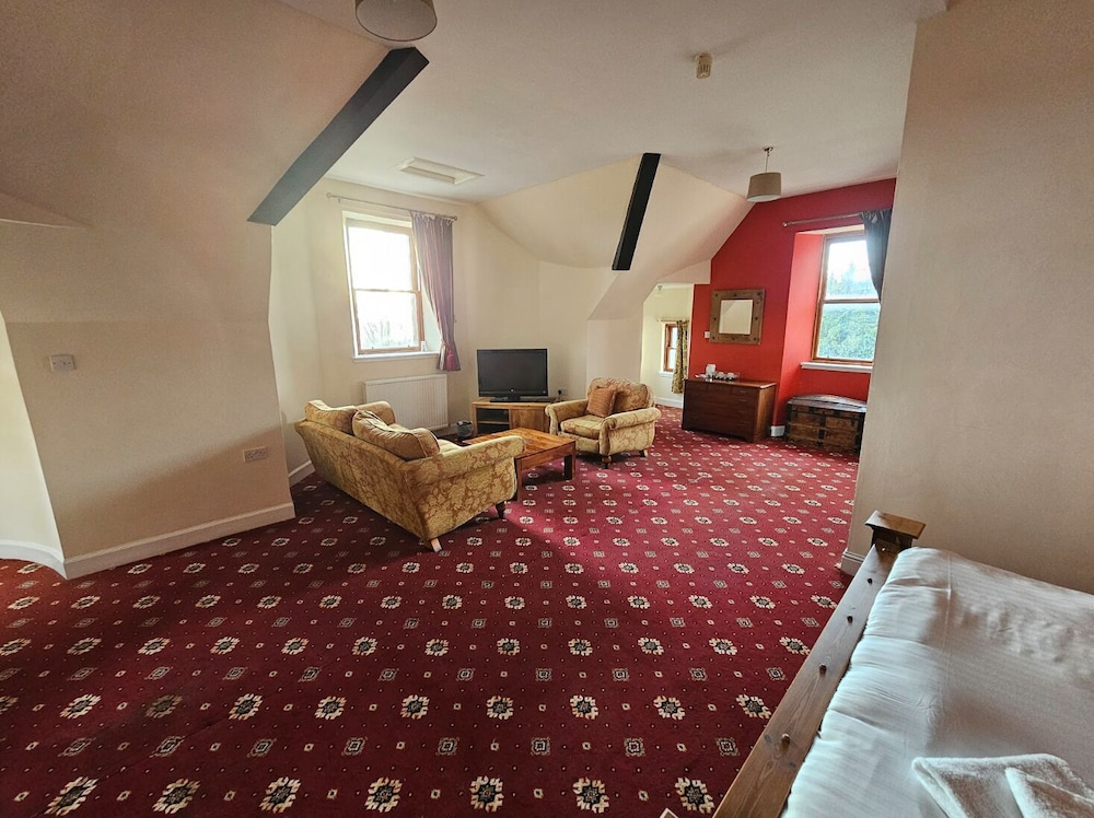 Honeymoon Suite photo 1
