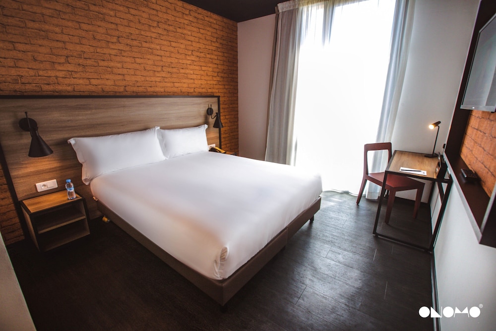 Superior Room, 1 King Bed