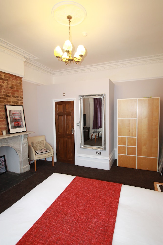 Superior Room, Ensuite photo 3