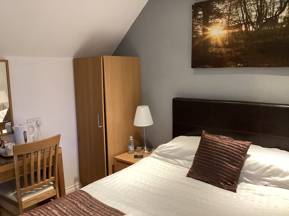Single Room, Ensuite photo 1
