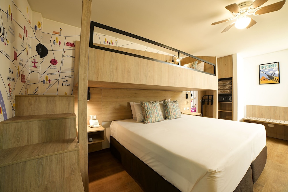 Family Quadruple Room photo 3