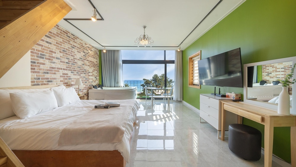 Basic Room, 1 Bedroom (D-402 (SPA)) - Photo 4