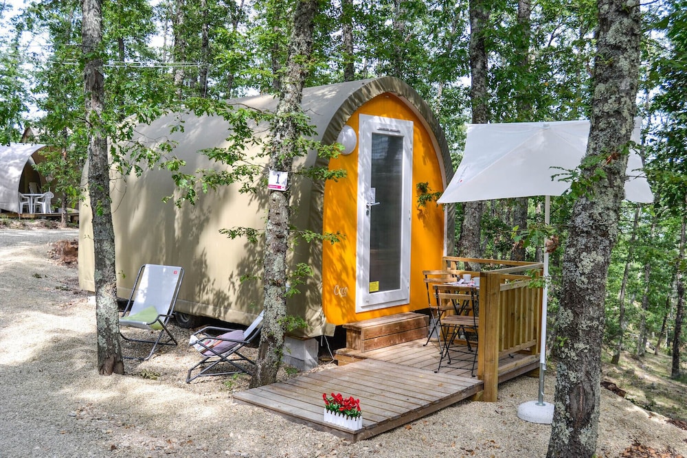 Romantic Tent