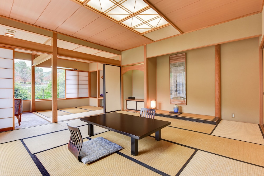 Japanese Style Deluxe Room, Private Bathroom photo 3
