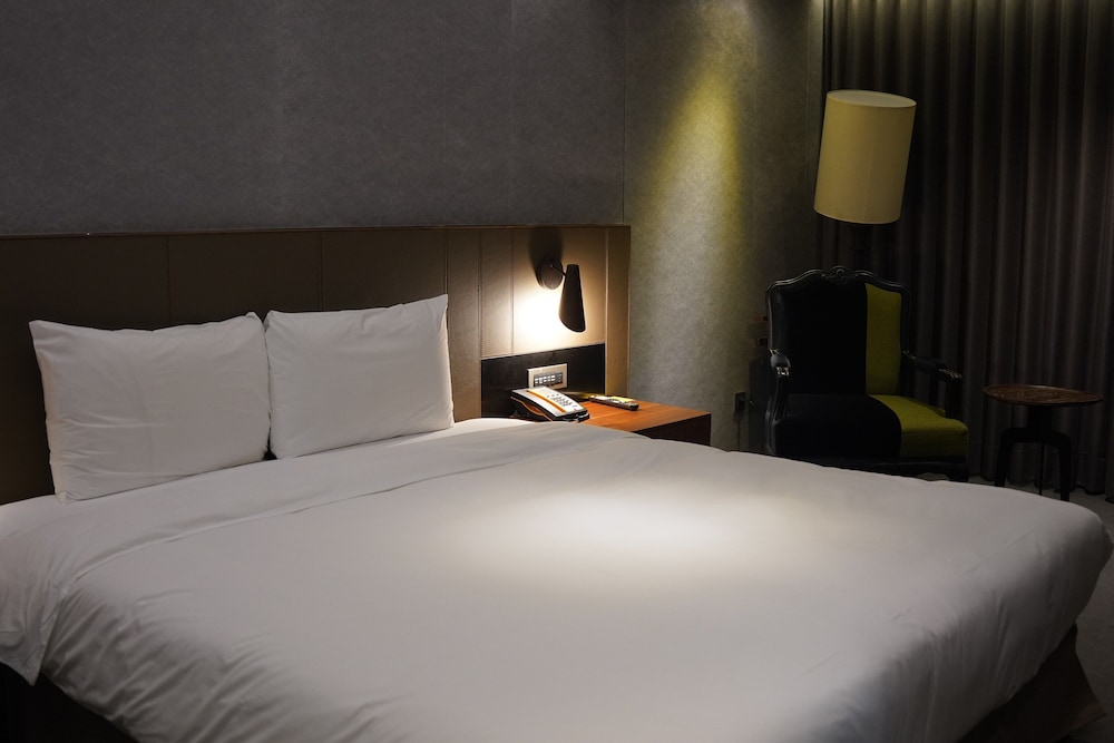 Double Room, Accessible Bathtub