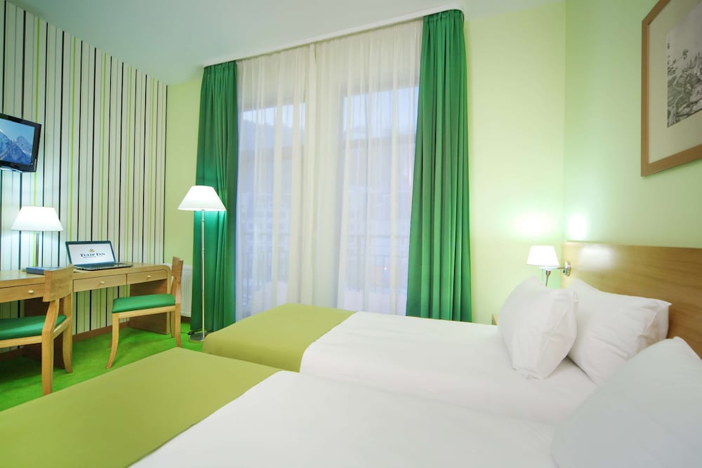 Standard Double or Twin Room photo 3