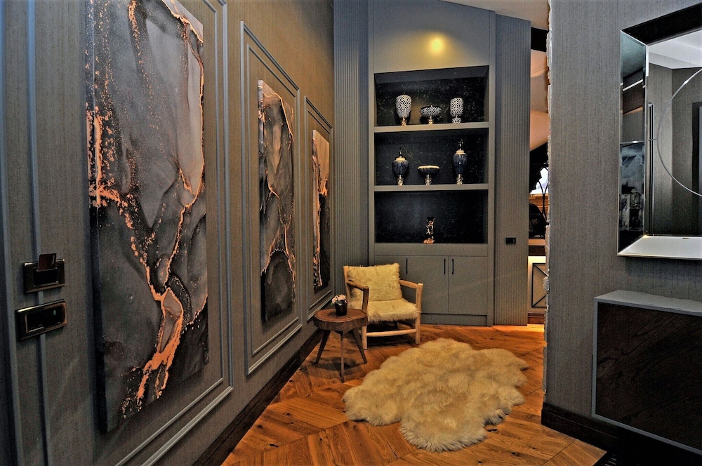 SUPERIOR KING SUITE photo 2