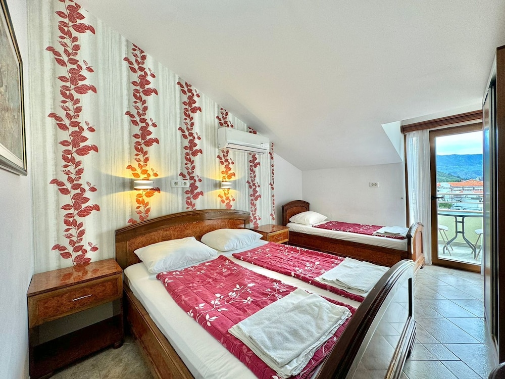 Family Triple Room photo 1