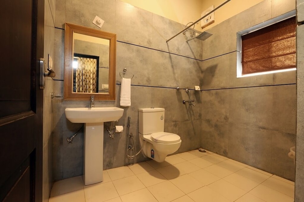 Luxury Suite photo 2