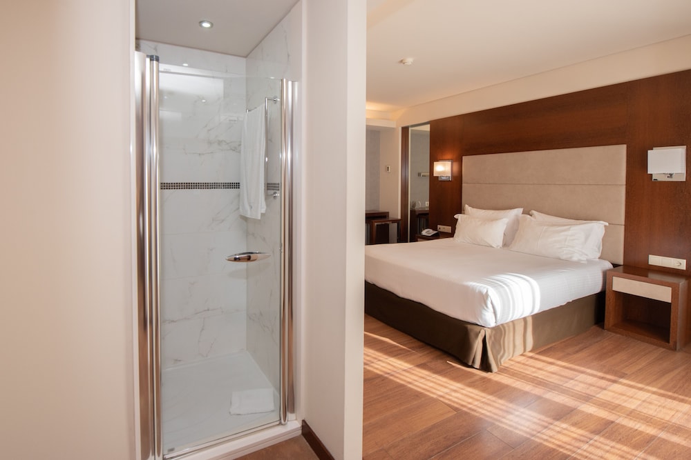 Double Room, Balcony - Photo 8