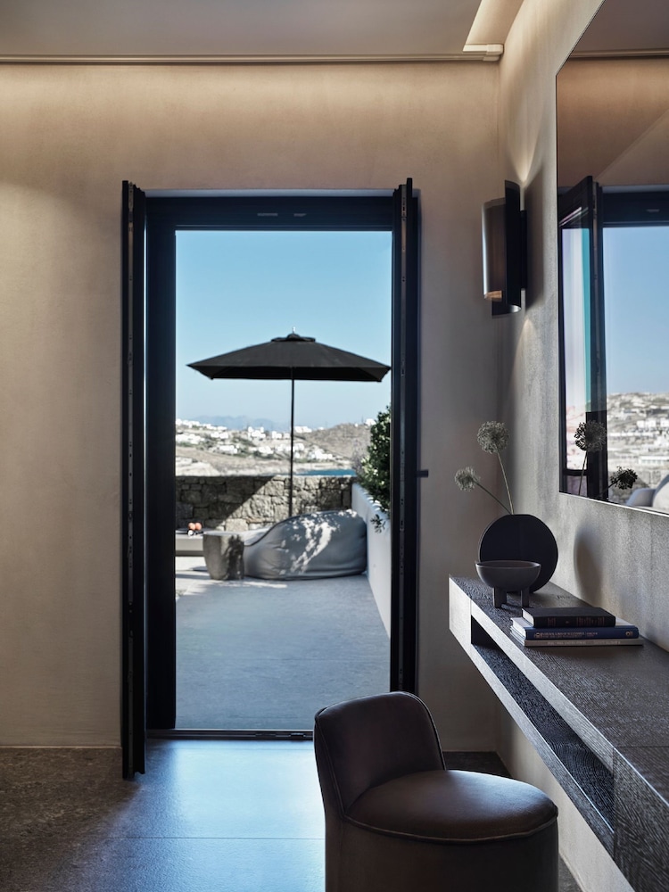 Deluxe Suite, Private Heated Pool, Sea View - Photo 16